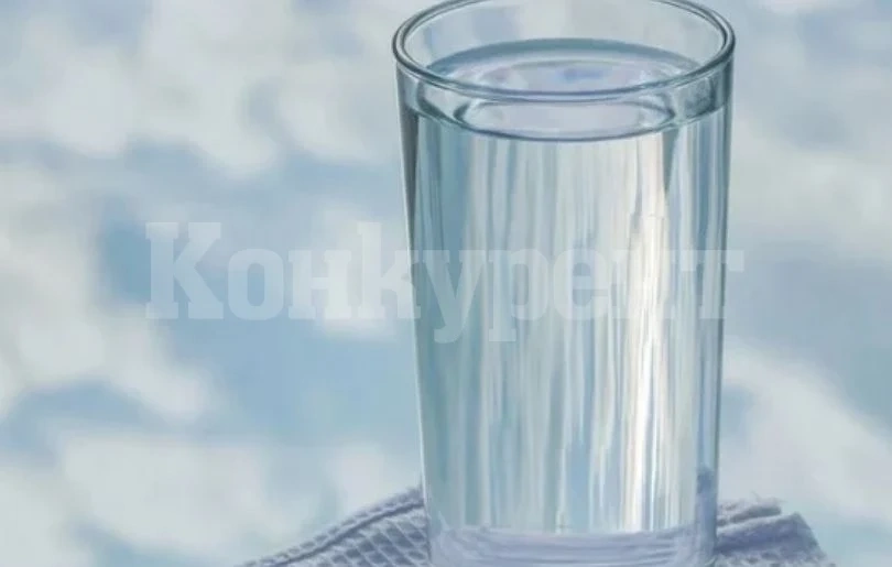 Как да прогоните негативната енергия от дома си с чаша вода и...