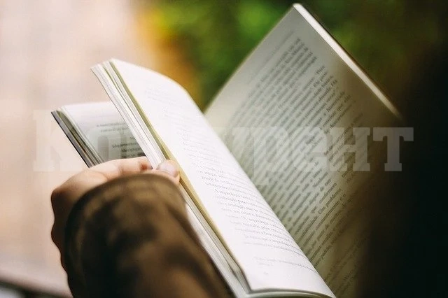 С читалня на открито и рисунки върху лице Монтана отбелязва деня на детето