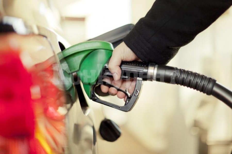 Цените на горивата - ще поскъпнат ли, ако не получим отстъпка от ембаргото