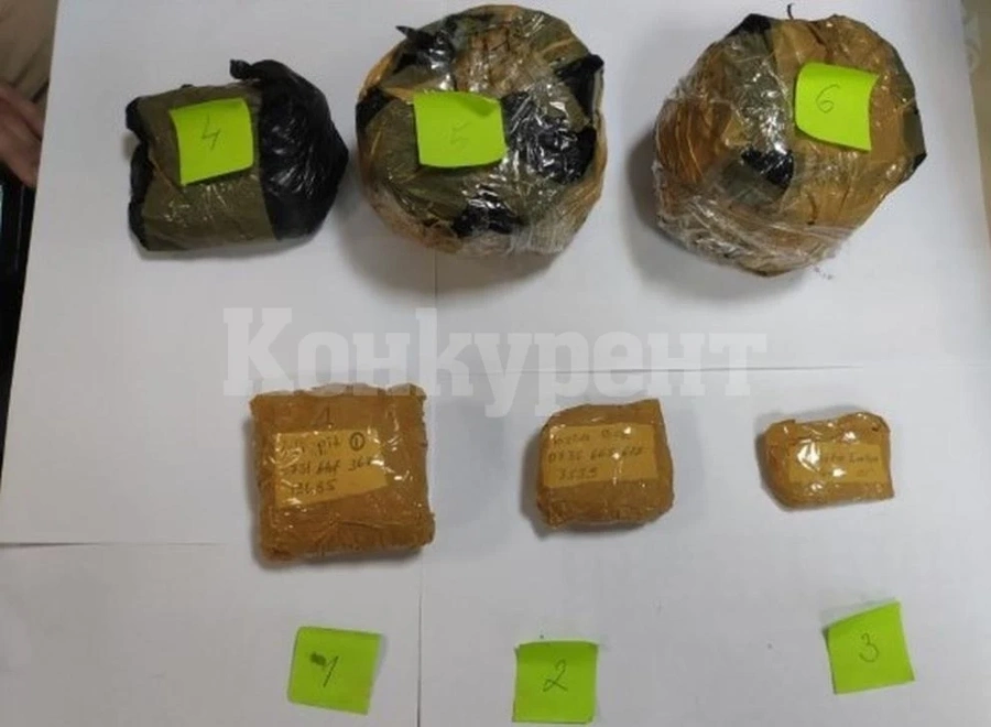 Златни бижута за над 275 бона откриха видински митничари СНИМКИ
