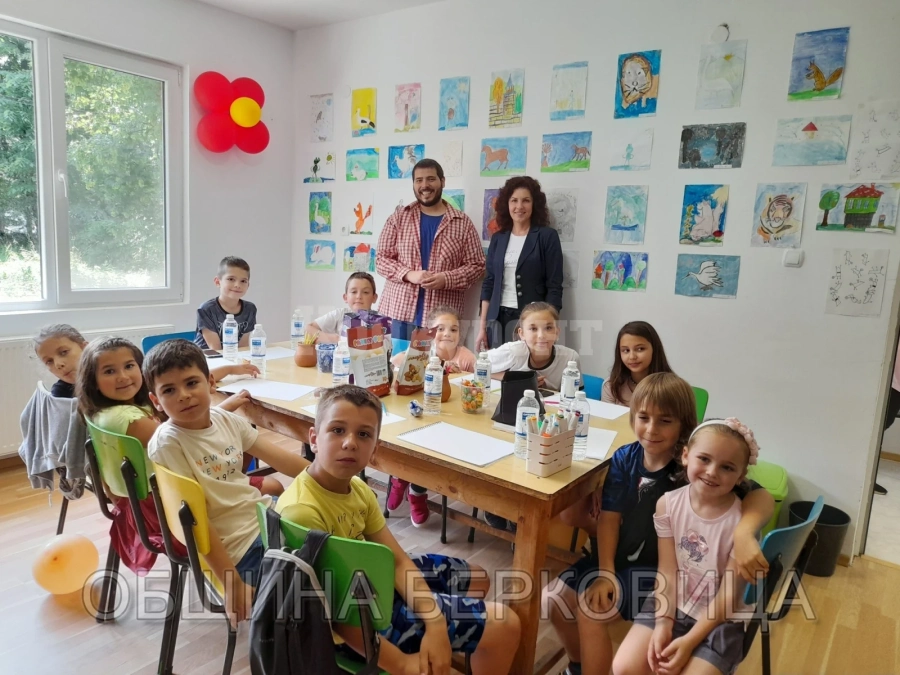 Лятна школа по рисуване органзират отново в Берковица