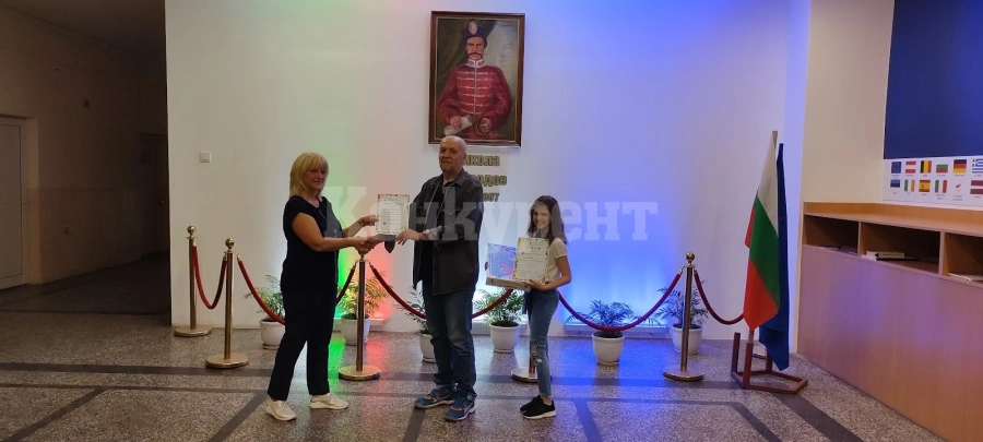 ГОРДОСТ: Четвъртокласничка от СУ „Никола Войводов“-Враца спечели първо място на Национален конкурс за рисунка и фотография