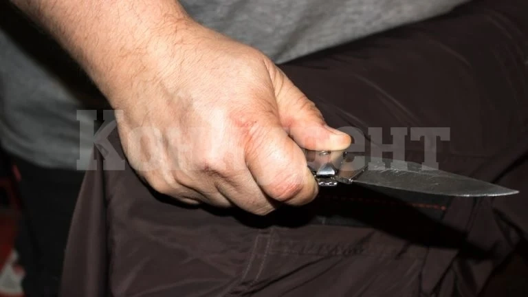 Среднощна агресия на улица в Монтана! Тийнейджър се напи на кирка, размаха нож и заплаши да заколи 15-годишен