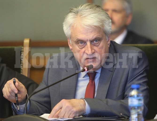 Навлезлият в българското въздушно пространство самолет е заредил във Видин