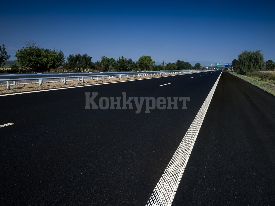 От ИПБ благодариха на Слави Трифонов за оттеглянето на министър Караджов
