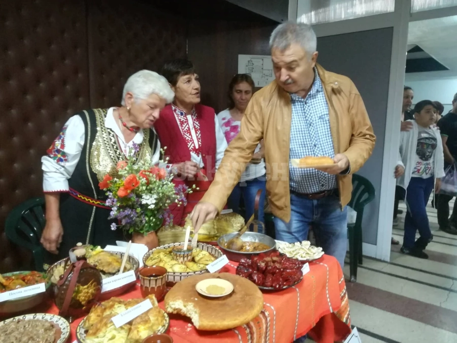 Ванюш Предовски от Враца сготви най-благата гозба на „Бабина душица“