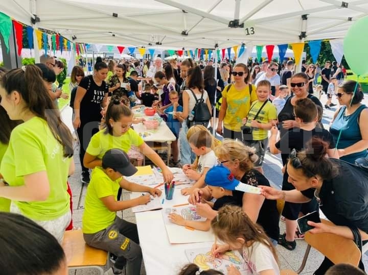 Детският празник “Усмивка” зарадва стотици във Враца СНИМКИ 