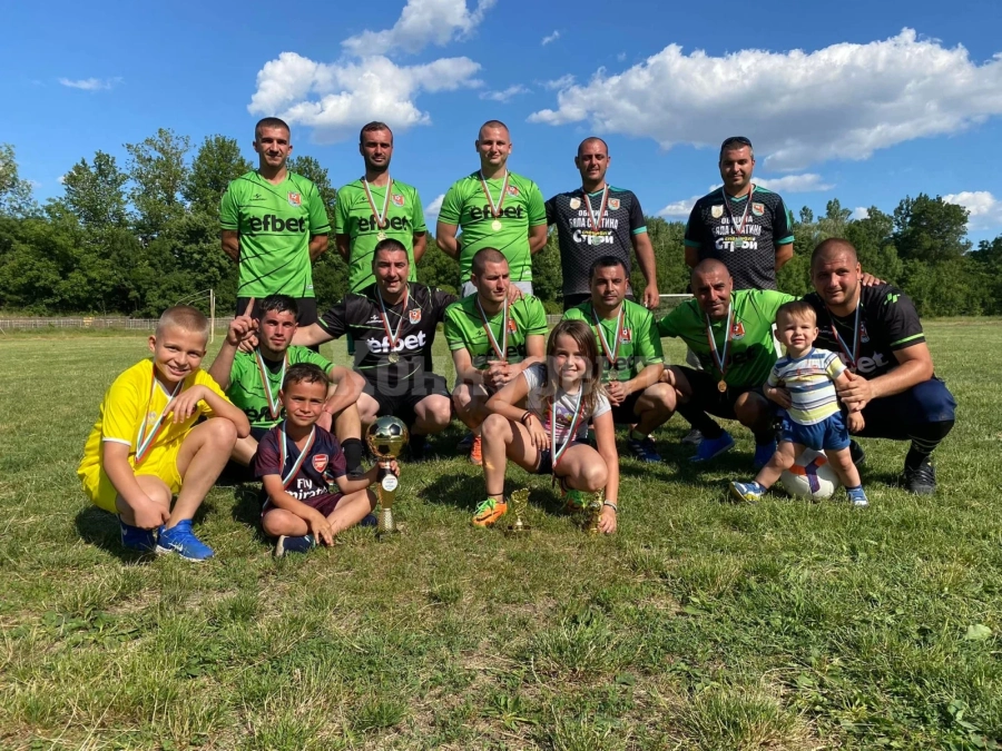 Чавдар задържа купата от турнира \