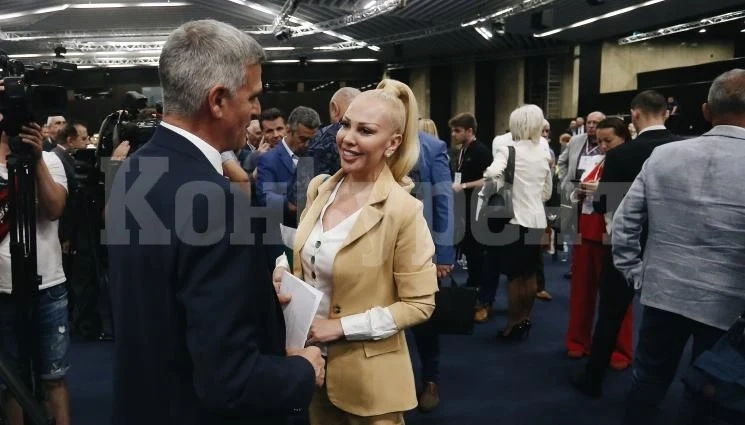 Крачетата на Луна избягаха при Стефан Янев