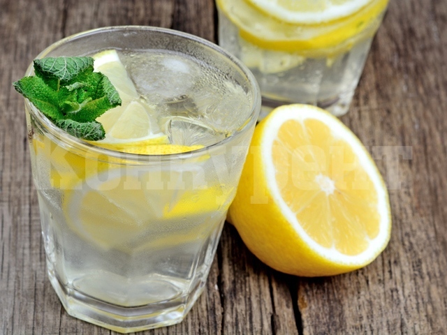 9 причини да пиете лимонова вода през лятото