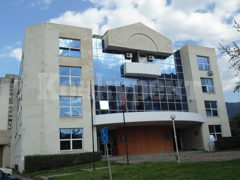 Както прогнозира „Конкурент“, Нора Игнатова спечели конкурса за НАП – Враца