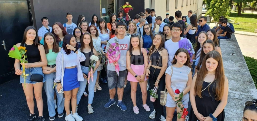 С купон в „Хемус“ завършиха седмокласниците от СУ „Христо Ботев“ във Враца