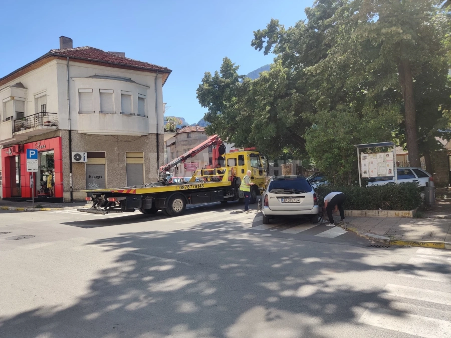 Внимавайте! „Паякът“ започна „да жили“ лошо в центъра на Враца