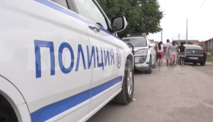 Двама от Видинско нападнаха полицаи в Монтана, скъсали на единия униформен ръкава и пагона