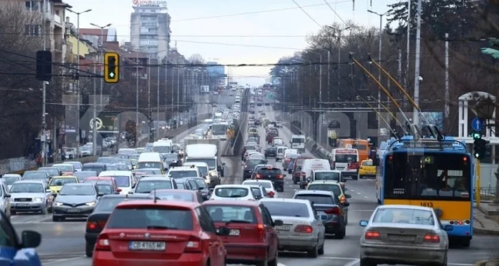 Голяма промяна по БГ пътищата: От днес плащаме за...