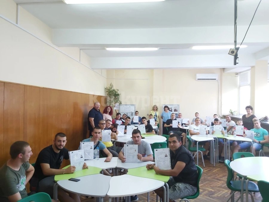 ПТГ „Н. Й. Вапцаров“ Враца приключи успешно проект СНИМКИ