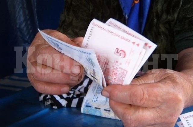 Участници в телефонна измама на жена от Монтана са предадени на съд