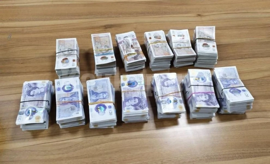 Митничари откриха в два камиона валута за близо 1 млн. лева на МП Лесово