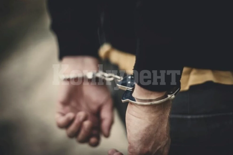 Задържаха мъж, представял се за депутат, адвокат и съдия