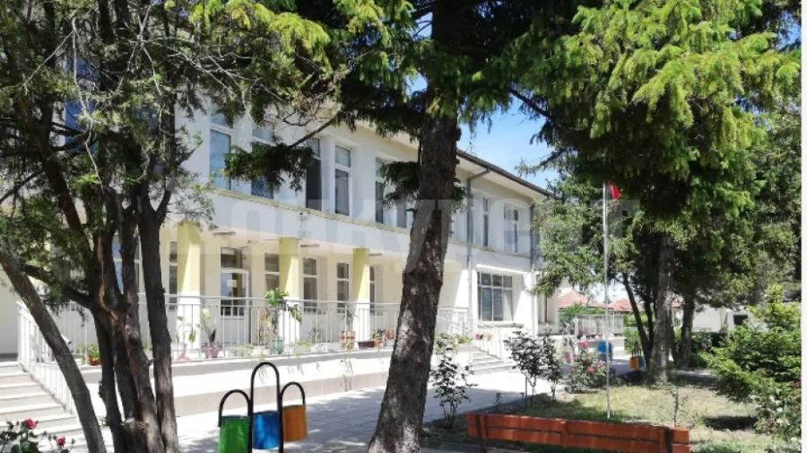 Реновират кухненския блок на детската градина в Кула