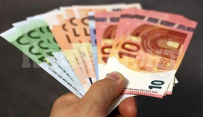 Икономиката на еврозоната се свива през юли заради инфлацията