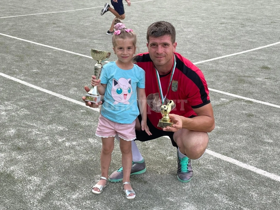Триумф за ФК Ком на Берковица Summer Cup, GG скъса мрежите, Лени е №1 под рамката