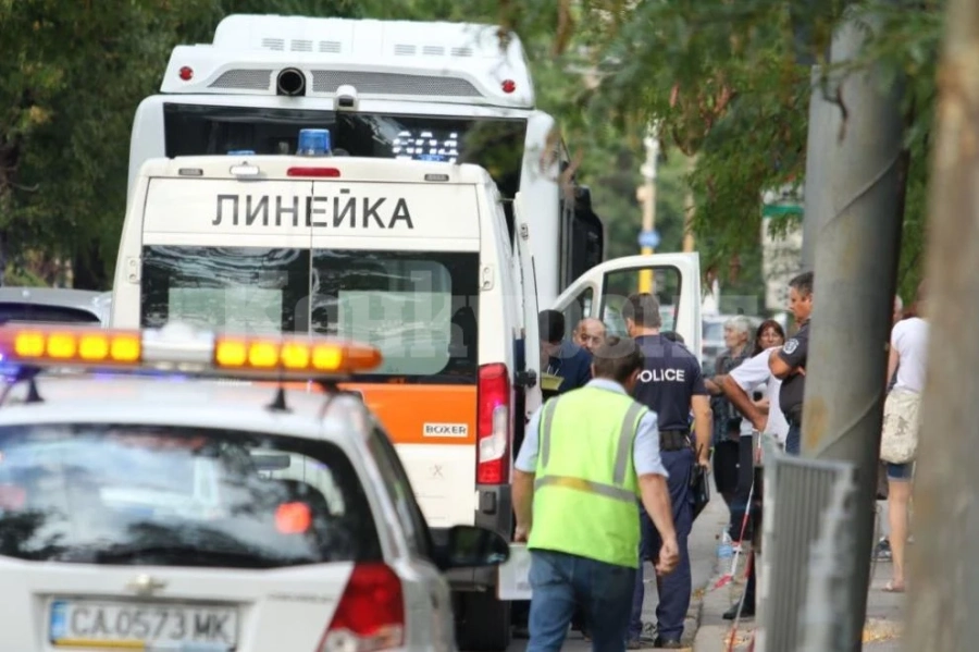 Млад мъж се строполи в магазин и почина