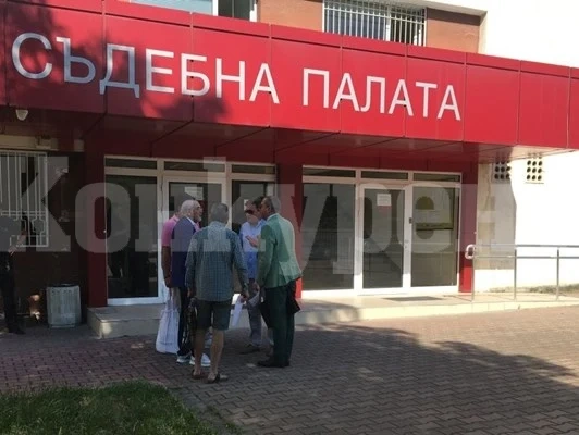 Осъдиха застраховател, отказал да изплати обезщетение след смърт от COVID-19