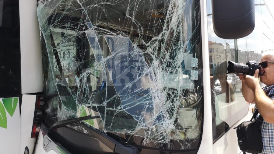 Пътнически автобус падна от скала в Никарагуа, има загинали