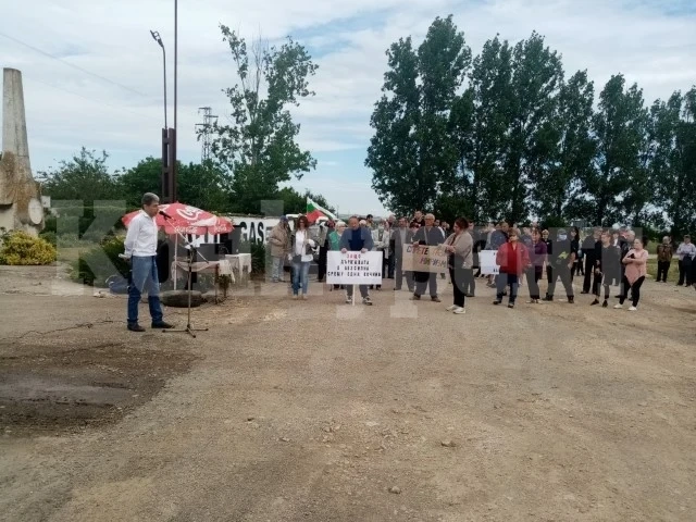 Губернаторът на Видин се захвана със свинарника в Дунавци