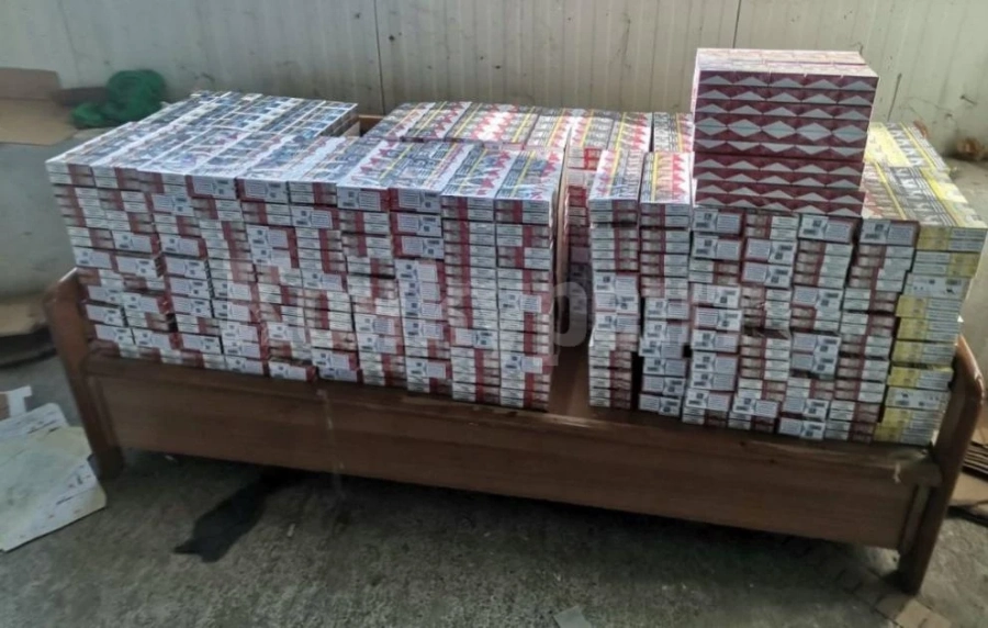 Митничари иззеха 100 000 къса цигари в района на „Дунав мост“ при Видин