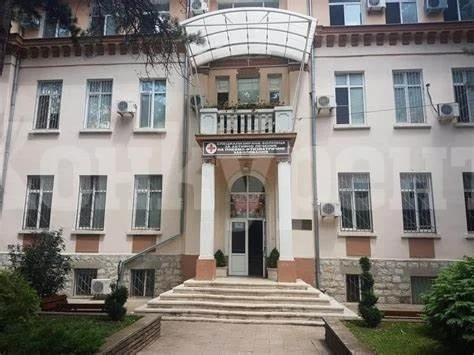Доброто е заразно! Дариха легла и апаратура на Тубдиспансера