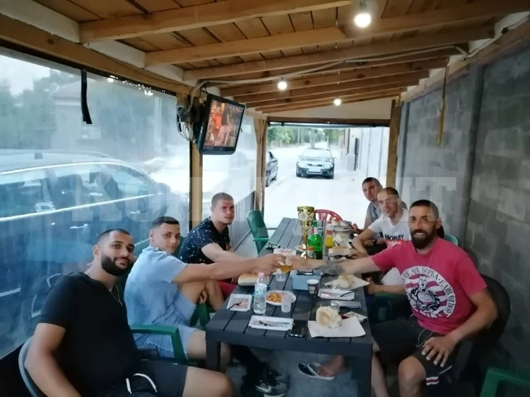 ФК Скът поля спечелената купа