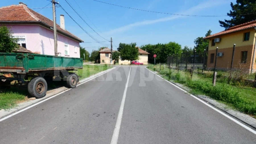 Асфалтираха две улици в село Ковачица