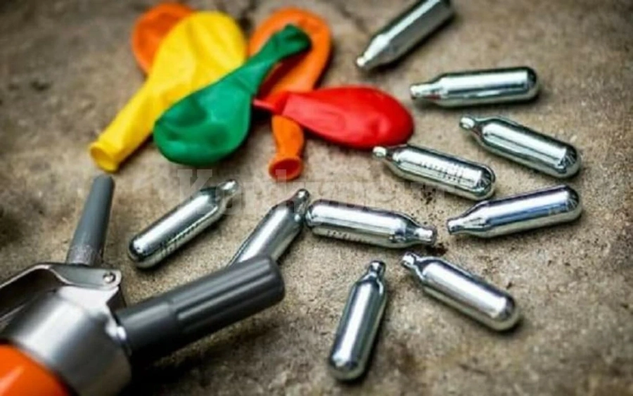 РЗИ започват проверки за продажбата на райски газ за непълнолетни