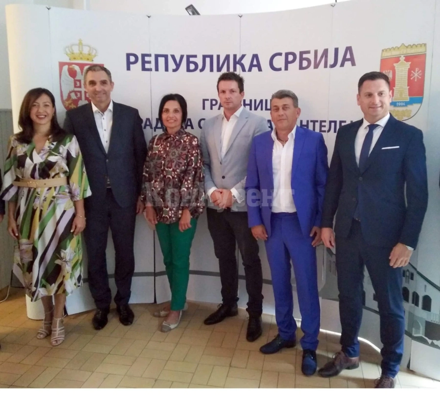 Лом продължава да работи със сръбски побратими СНИМКИ