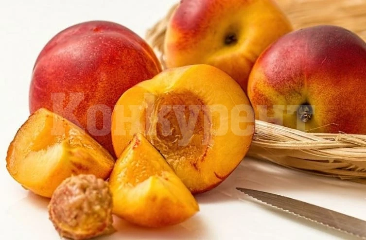 Кой и защо не трябва да яде праскови