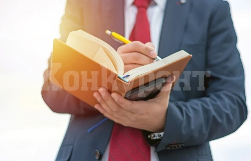Замразяват конкурсите за училищни директори