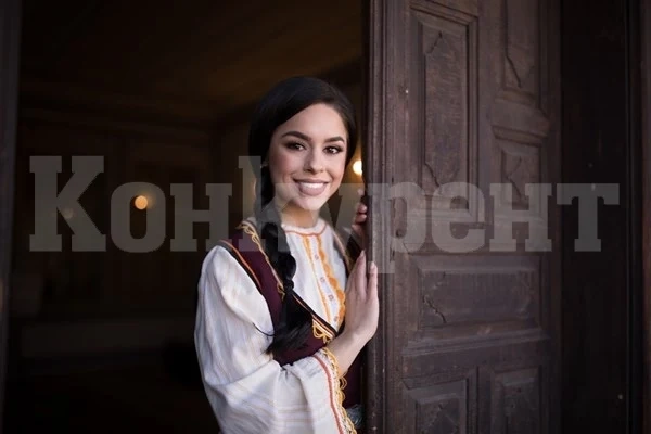 Победителката на “Гласът на България” Петя Панева ще пее на Международния фолклорен фестивал “Синия Дунав”