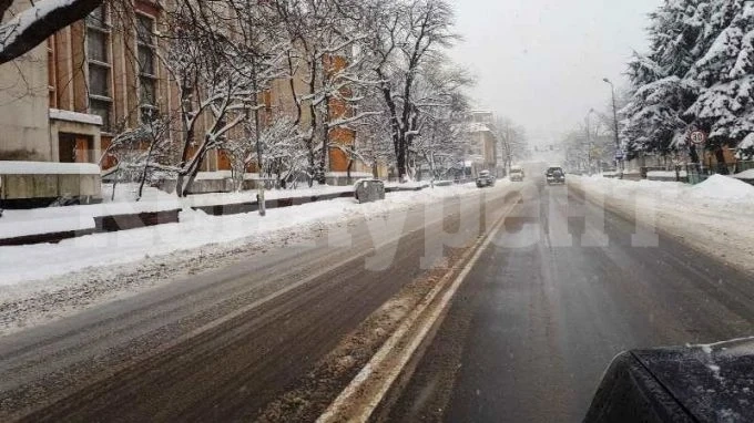 АПИ обяви обществените поръчки за зимната поддръжка на пътищата