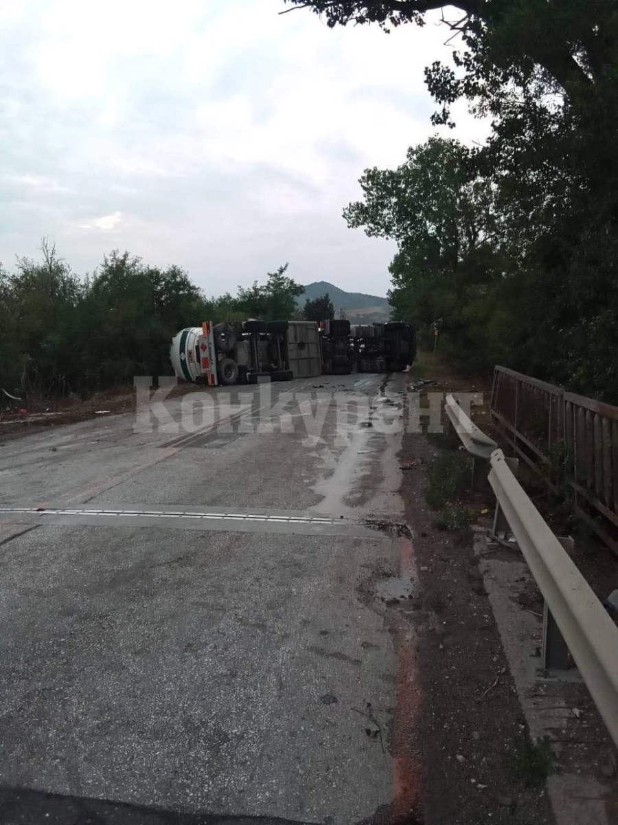 Прокуратурата подхвана тежката катастрофа между Новачене и Скравена СНИМКИ