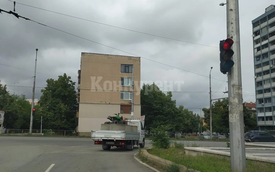 Ето как във Враца се минава на червено СНИМКА+ВИДЕО