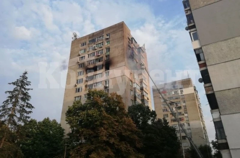 Страшният пожар в жилищния блок взе жертва