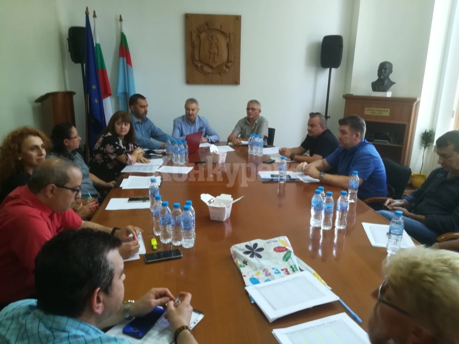 След разгорещени спорове партиите в Монтана се разбраха за СИК-овете