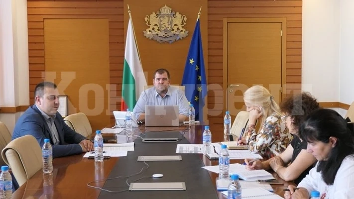 От следващата седмица земеделците могат да кандидатстват за държавната помощ от 426 млн. лева