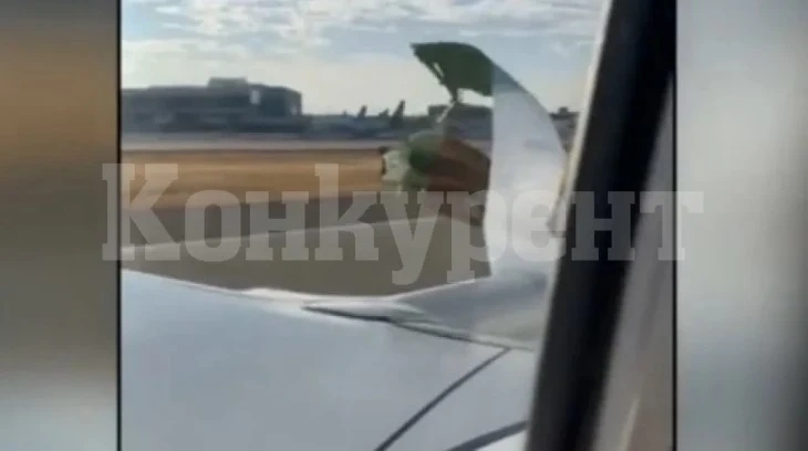 Ужас в самолет: Двигател се откъсна по време на полет