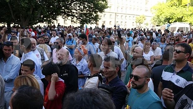 Протести в Прищина след изнасилването на 11-годишно момиче