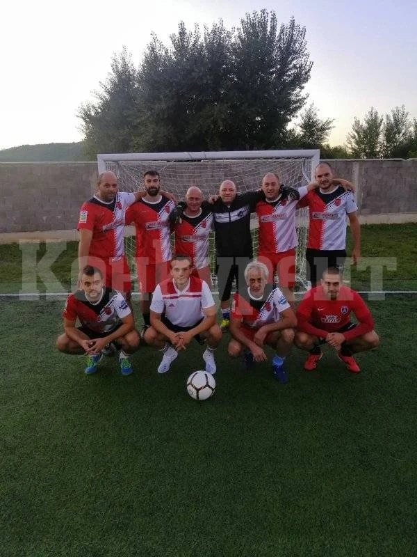 Фаворит взе своето