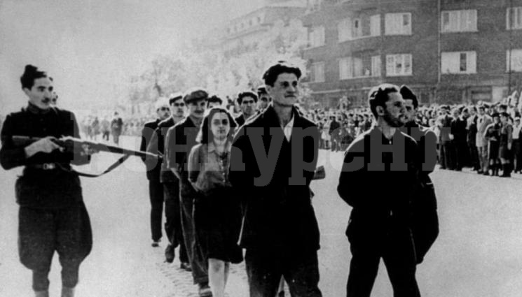 БКП гонела поповете от гробищата