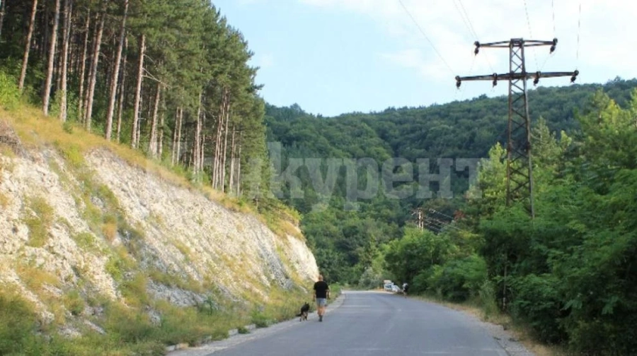 Пътят към Стария град на Шуменското плато е затворен за движение